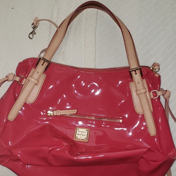 Dooney & Bourke Handbags - Dooney & Bourke Pink Patent Leather Shoulder Purse